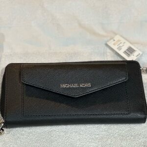 Michael Kors Elegant Black Wallet